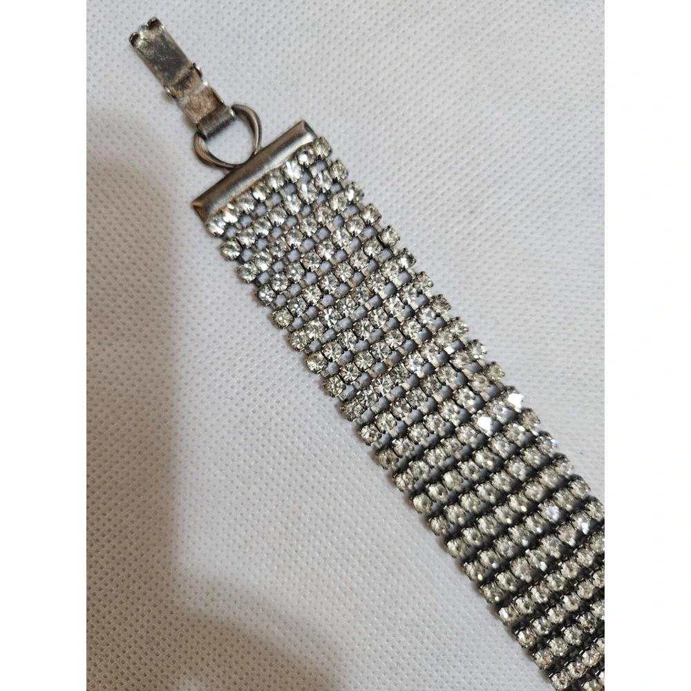 Vintage Silver Tone Clear 8 STRAND Rhinestone Bracelet -‎ GLAMOUROUS!